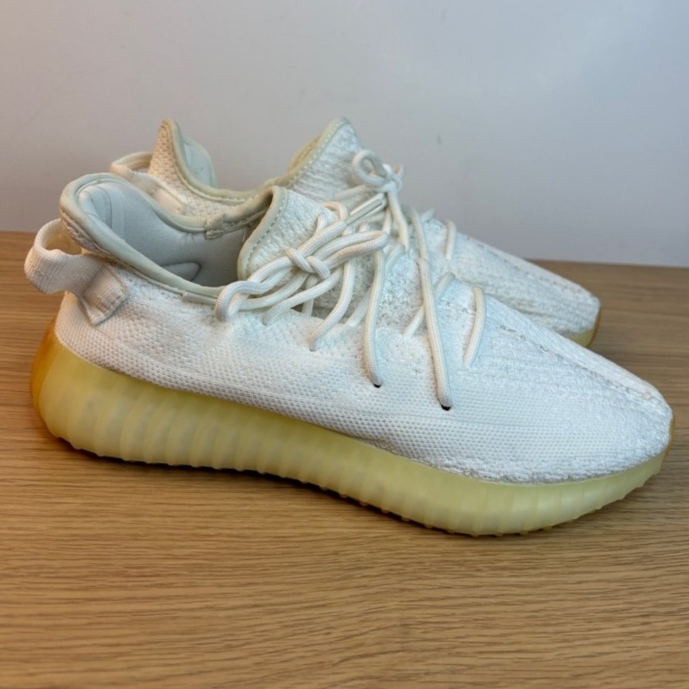 adidas Yeezy Boost‎ 350 V2 Cream White CP9366 Size 7 Mens White Sneakers